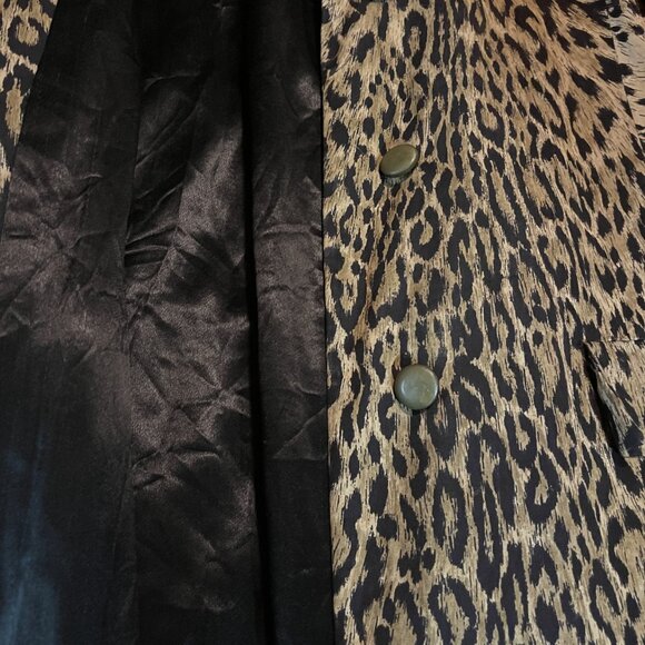 coat - Picture 3 of 11